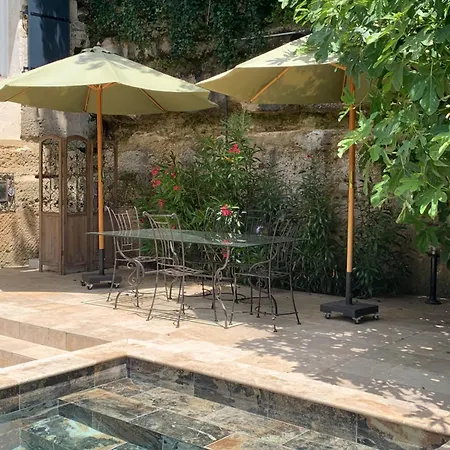 Dans L Entre Deux Mers Secteur Saint Emilion Sauternes Вилла